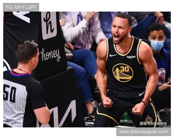 勇士官宣签前凯尔特人中锋巴锡 勇士官宣签前凯尔特人中锋巴锡