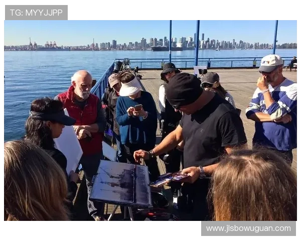 《阿尔瓦罗·菲达尔戈与往昔自我对决》